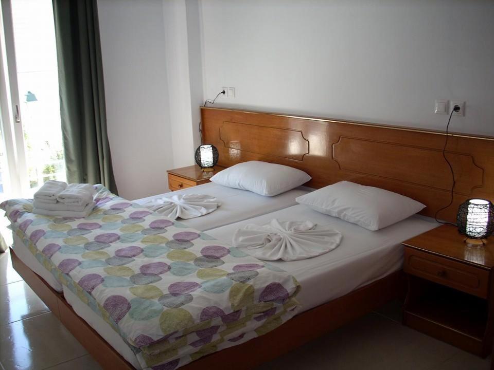 Sea Breeze 2 Apartments มัสติคารี ภายนอก รูปภาพ