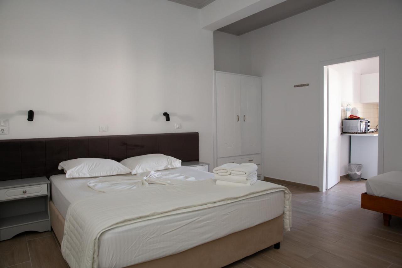 Sea Breeze 2 Apartments มัสติคารี ภายนอก รูปภาพ