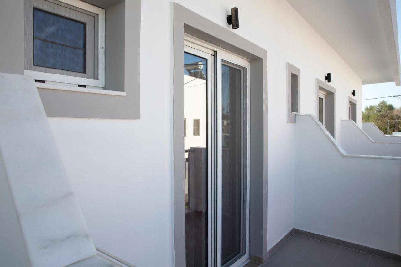 Sea Breeze 2 Apartments มัสติคารี ภายนอก รูปภาพ