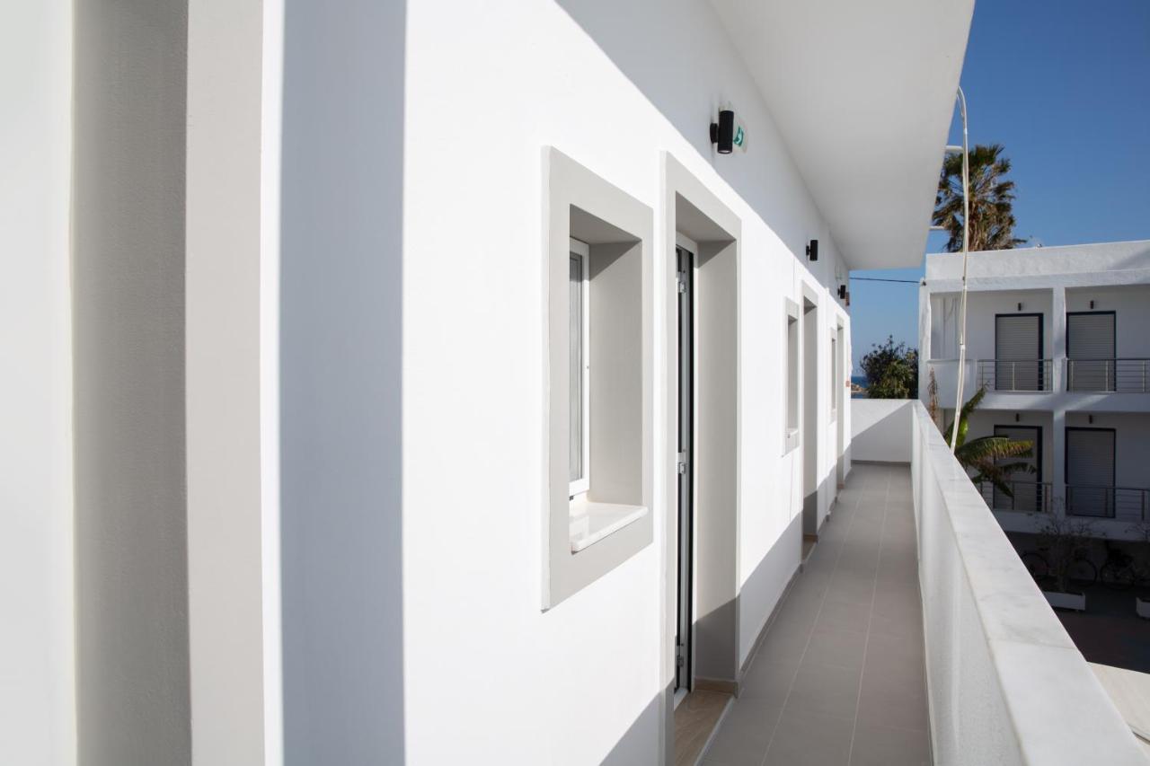 Sea Breeze 2 Apartments มัสติคารี ภายนอก รูปภาพ