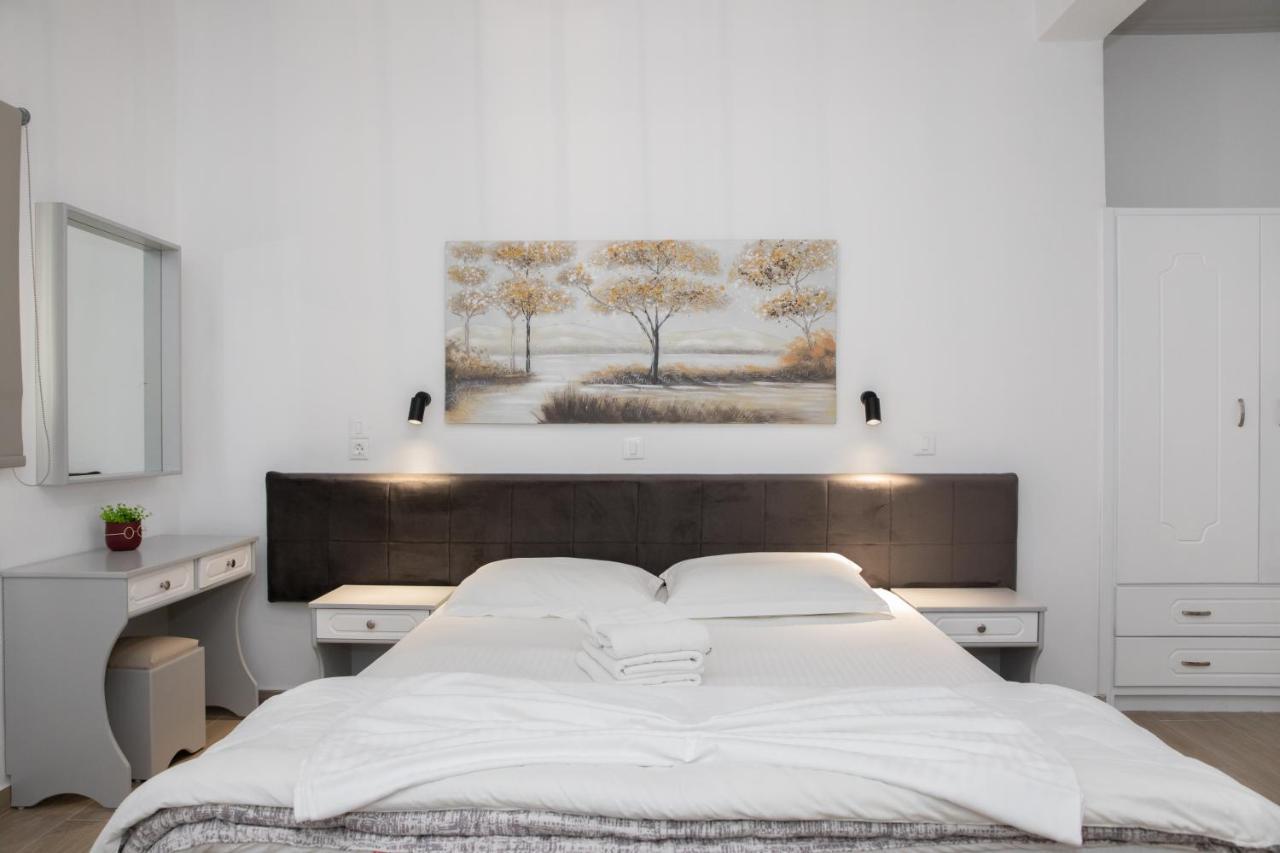 Sea Breeze 2 Apartments มัสติคารี ภายนอก รูปภาพ