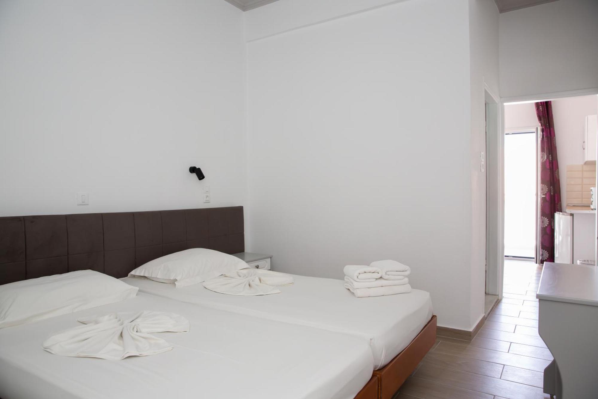 Sea Breeze 2 Apartments มัสติคารี ภายนอก รูปภาพ