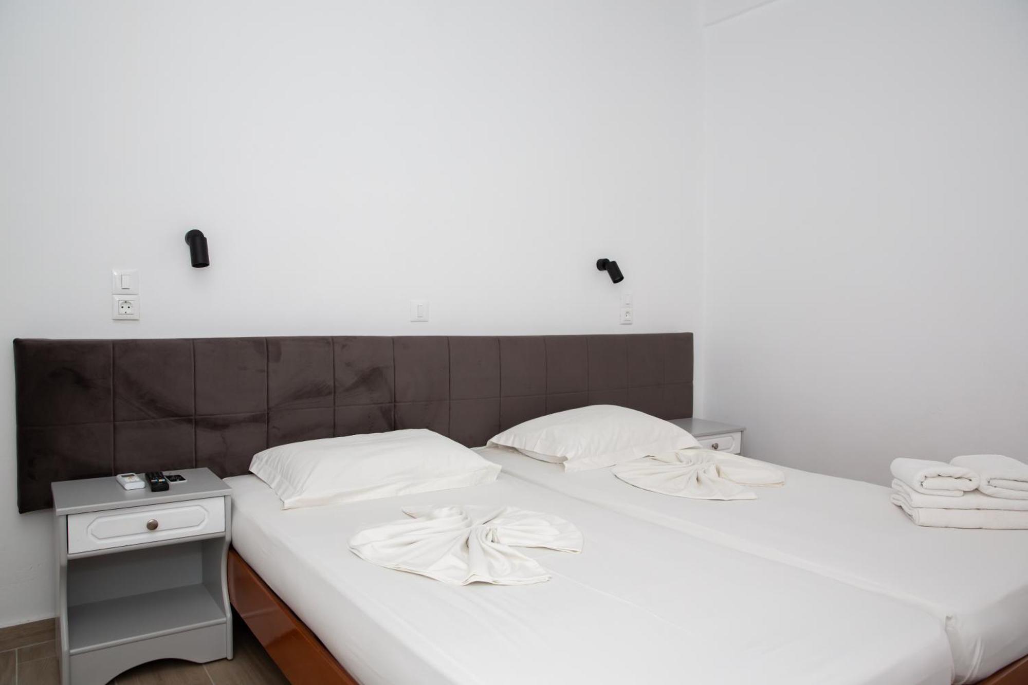 Sea Breeze 2 Apartments มัสติคารี ภายนอก รูปภาพ